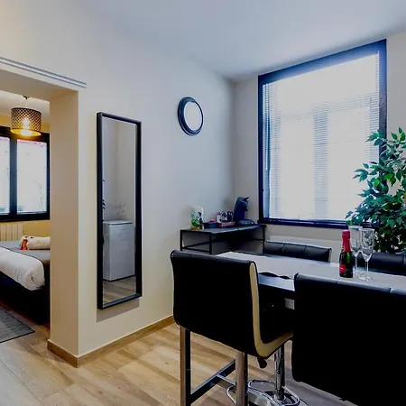 Pensión Jt Homes
